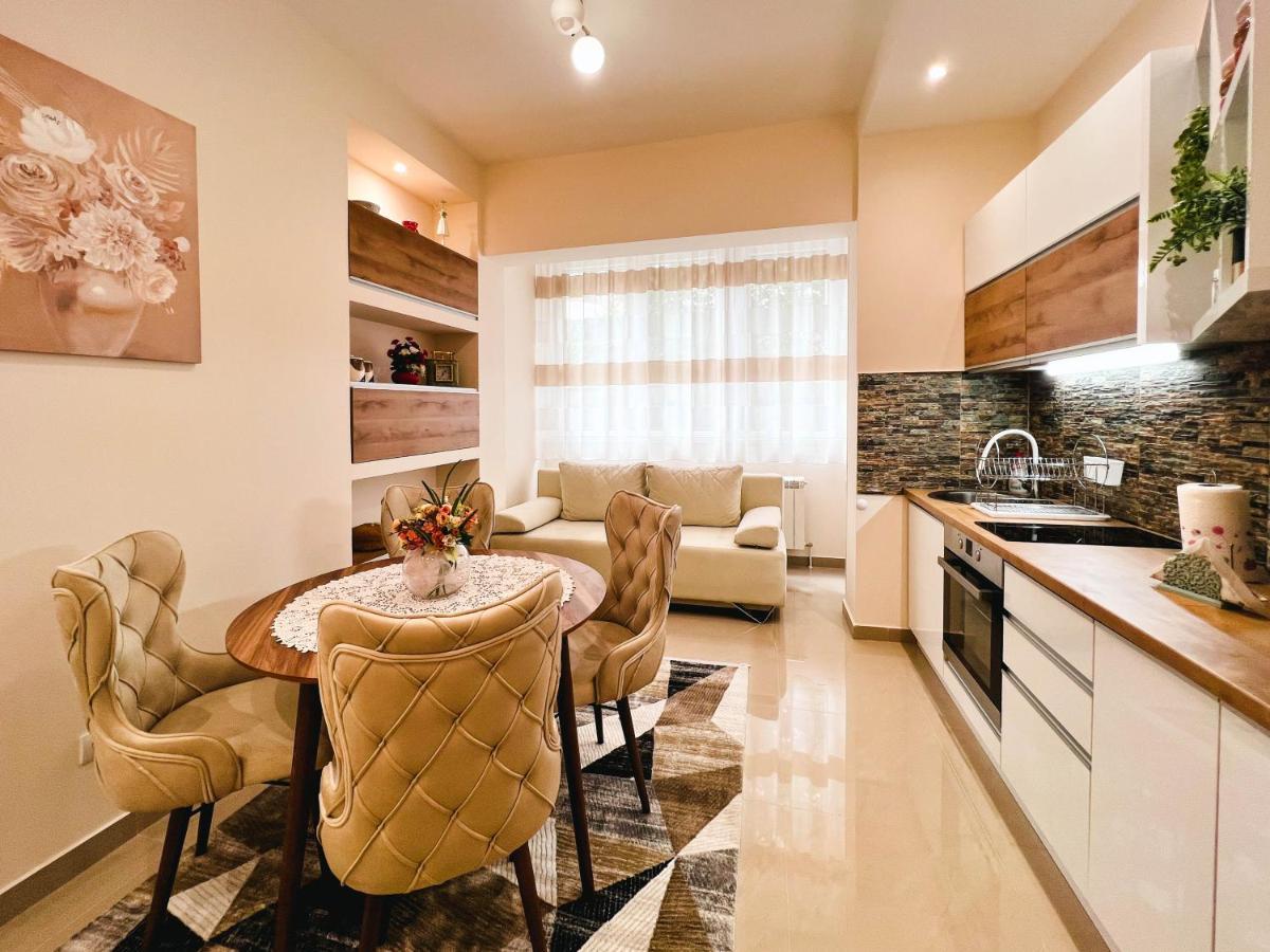 Old Town Luxury Suites 贝尔格莱德 外观 照片