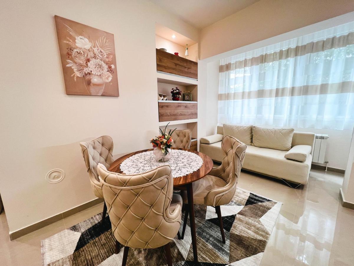 Old Town Luxury Suites 贝尔格莱德 外观 照片